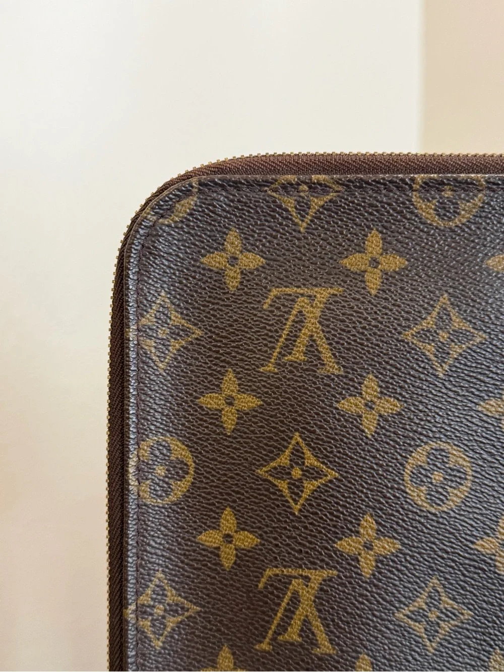 Louis Vuitton Monogram Poche Documents Portfolio